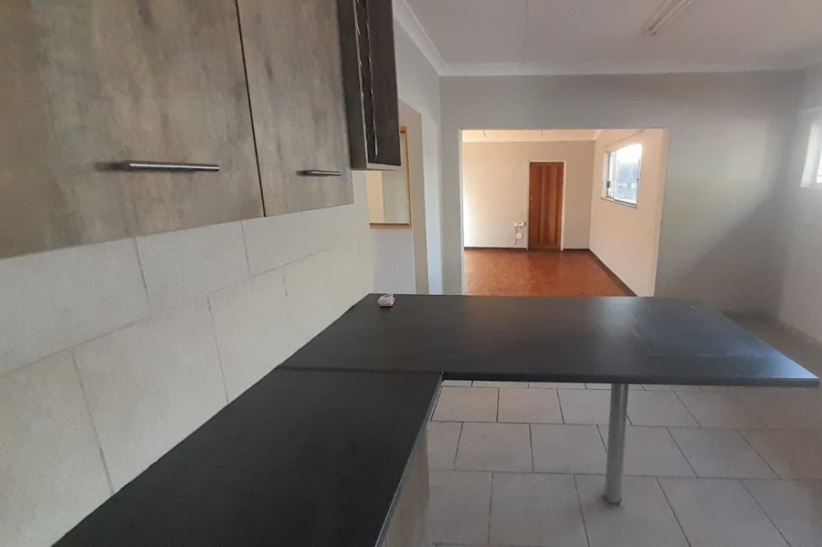 3 Bedroom Property for Sale in Flamwood North West